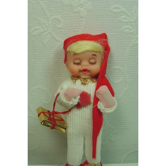 JESTIA T.K.R. SLEEPY CHILD WITH GIFT FABRIC FIGURINE--JAPAN--#725 - Picture 3 of 5